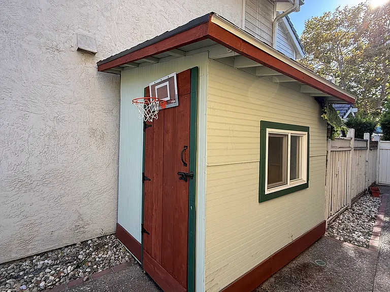 2908 Barrington Ter — Photo 14