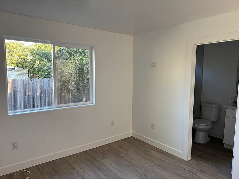 376 Ramona Dr — Photo 8