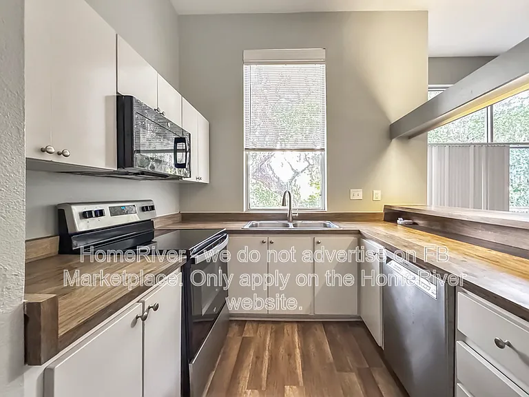 2115 W Ivy St — Photo 8