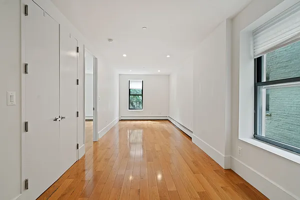 Rented by Nest Seekers International | media 2