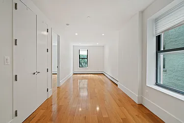 Rented by Nest Seekers International