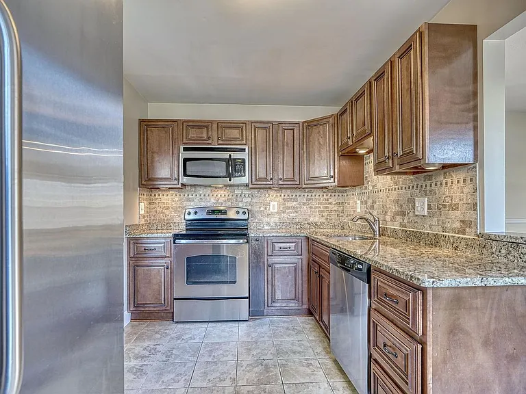 3500 Moultree Pl — Photo 15