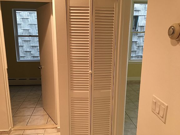 Room Division/Closet