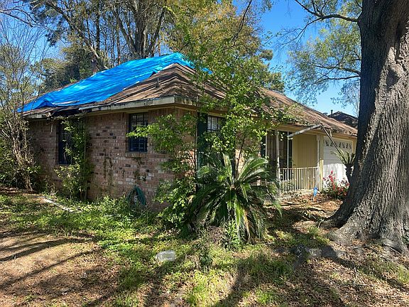 3rd image of 2124 General Taylor Ave