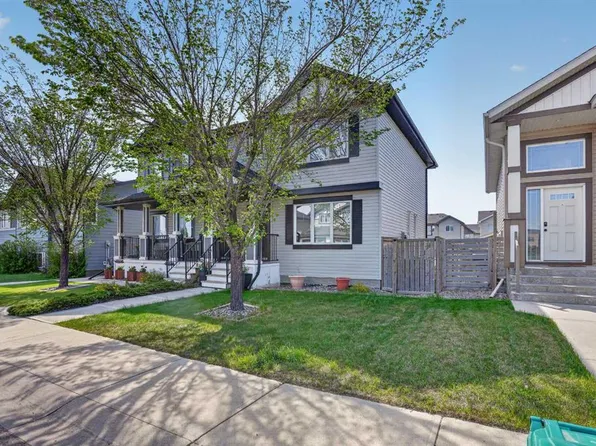 786 NW Silkstone Close W, Lethbridge, AB T1J 5C7