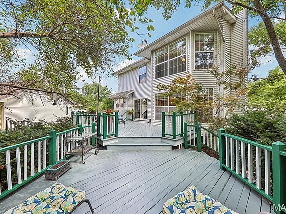 5th image of 200 Oxford Ave