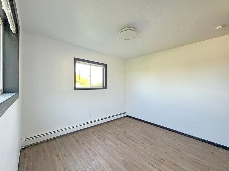 Remodeled 2 Bed, 1 Bath in a Convenient Central Location — Photo 30