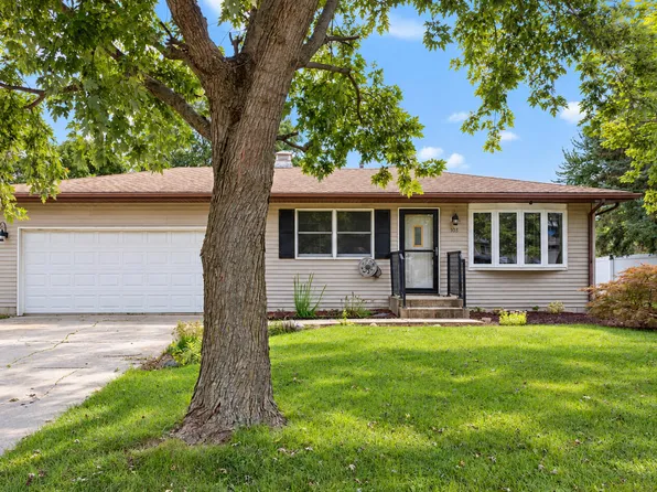 103 Poplar Ct, Hebron, IN 46341