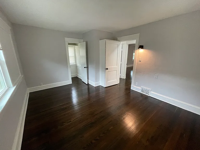 4516 Montgall Ave — Photo 11