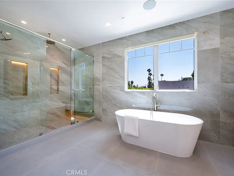 4906 Gaviota Ave — Photo 25