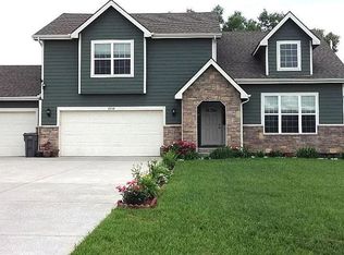 8718 N Fork Dr, Milford, KS 66514