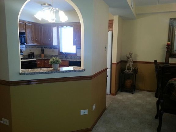 5th image of 9964 W 153rd St #G6