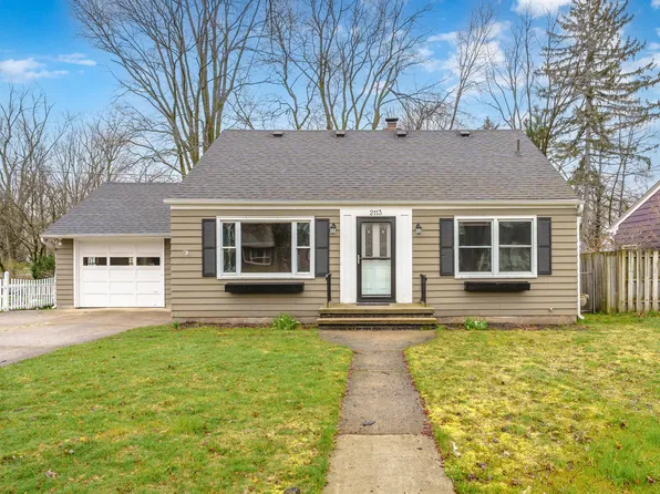 2113 Paddington Rd, Kalamazoo, MI 49001