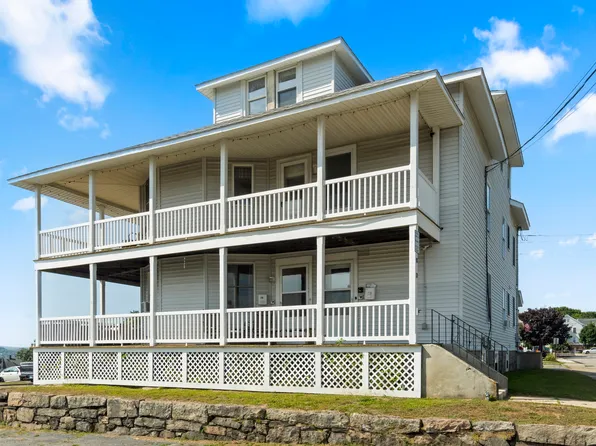 18 Hamilton Ave, Groton, CT 06340