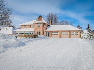 60 Arthur Hall Dr, East Gwillimbury, ON L0G 1V0