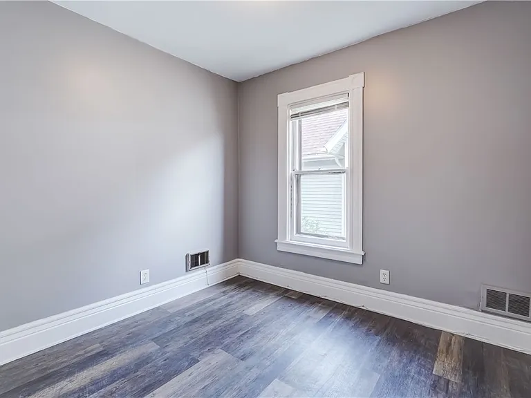161-163 Hamilton St #1 — Photo 13