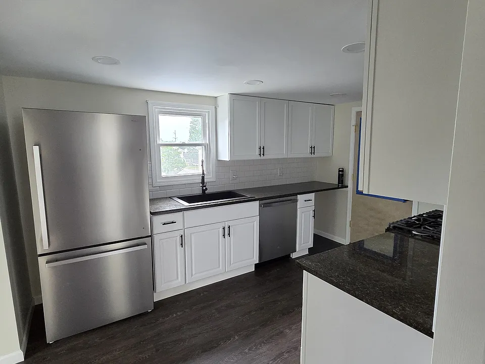 46 Hoag Ave #3