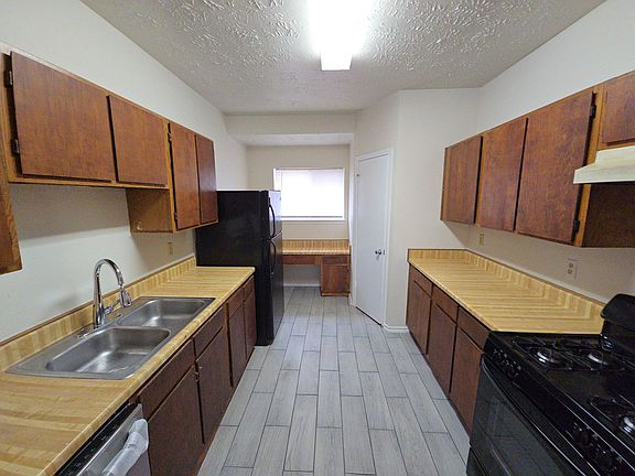 5th image of 3930 Mohlerbruk Dr