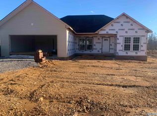 1505 Woods Cove Rd, Scottsboro, AL 35768