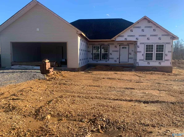 1505 Woods Cove Rd, Scottsboro, AL 35768