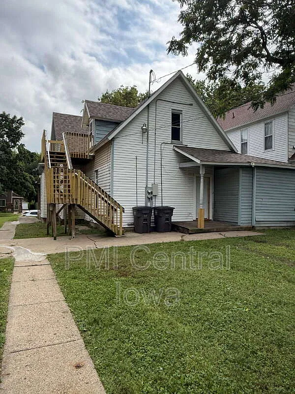 2 bed, 1.0 bath, 545 sqft, $695 — Photo 2