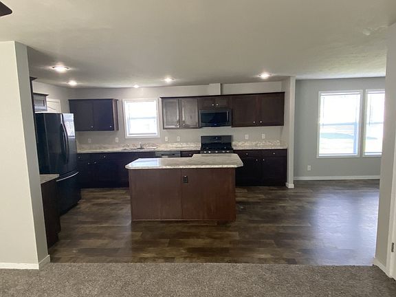 4th image of 5401 76th St SE #363