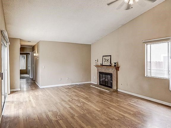 5th image of 11329 Almond Ave