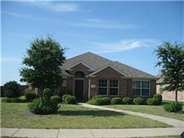 1st image of 213 Sandy Ln