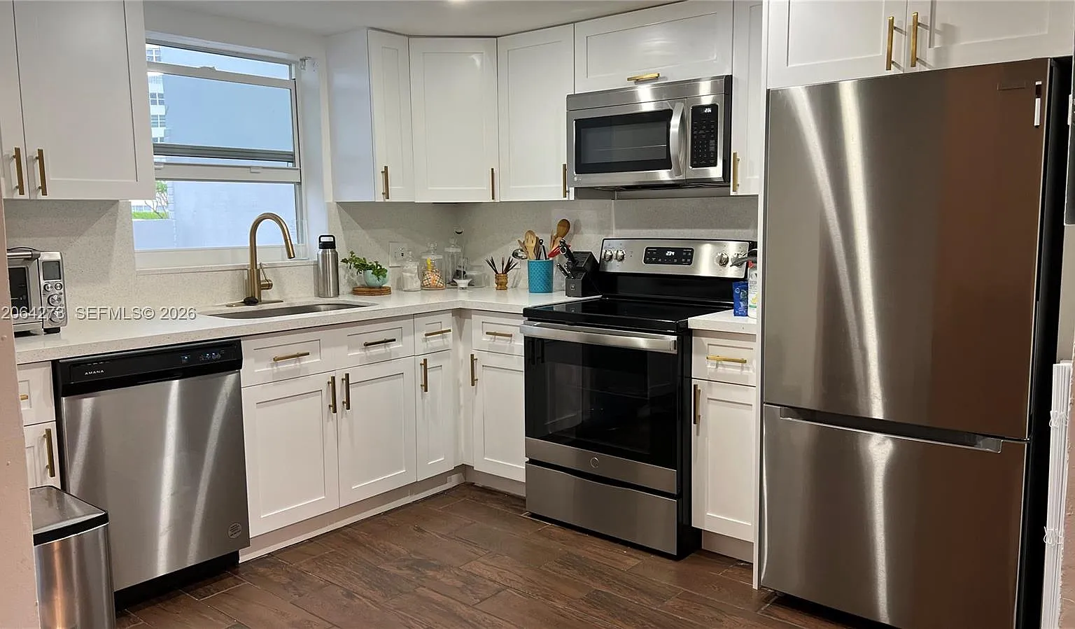 $4,200 2061 NE 123rd ST — Photo 4