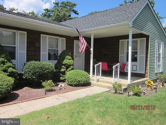2nd image of 12 Auburn Ct #53