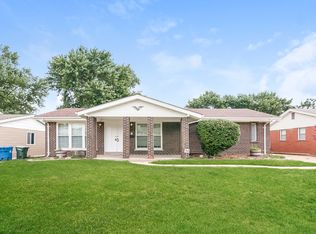 751 Mary Jo Ln, Hazelwood, MO