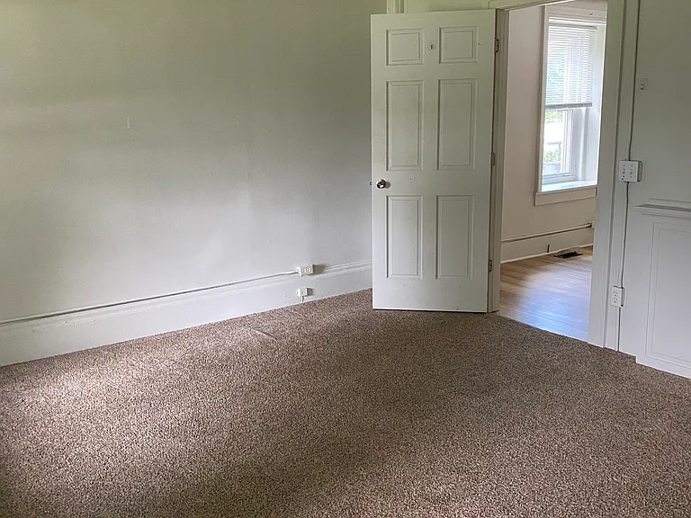 640 McHenry St #1 — Photo 17
