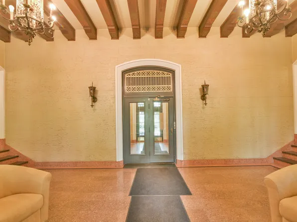 Lewis Apartment, 1100 N St #1b83f342d, Sacramento, CA 95814