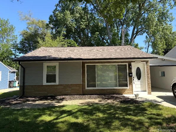 10100 Saratoga Ave, Oak Park, MI 48237
