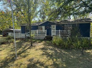 22401 George Rd, Tonganoxie, KS 66086