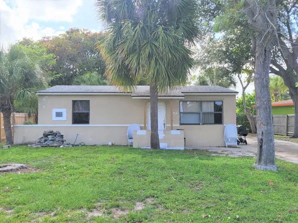 3131 Avenue F, Riviera Beach, FL 33404