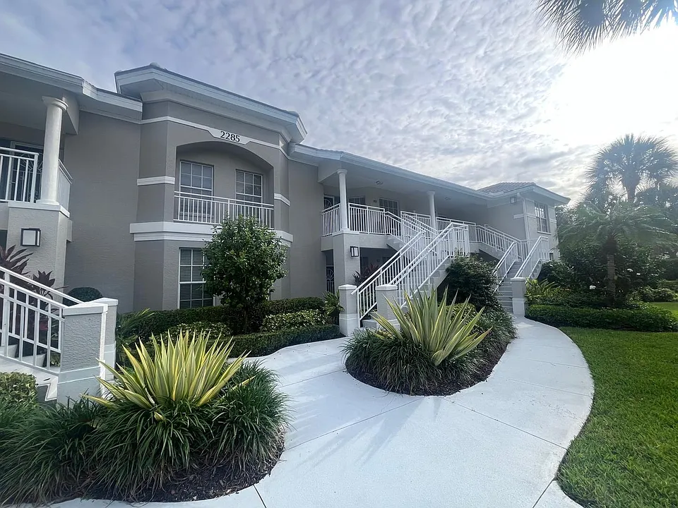 2285 Harmony Ln #203