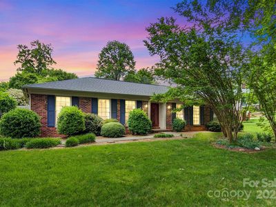 1940 12th St NE, Hickory, NC, 28601