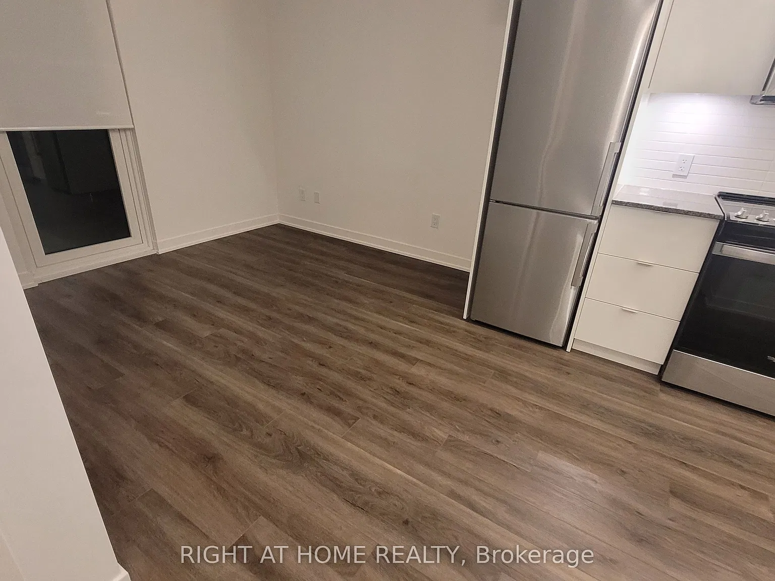 2 bed, $2,200 — Photo 4
