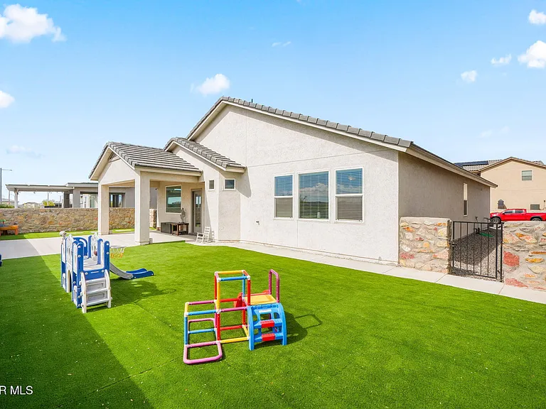 908 Crystal Deer Dr — Photo 27