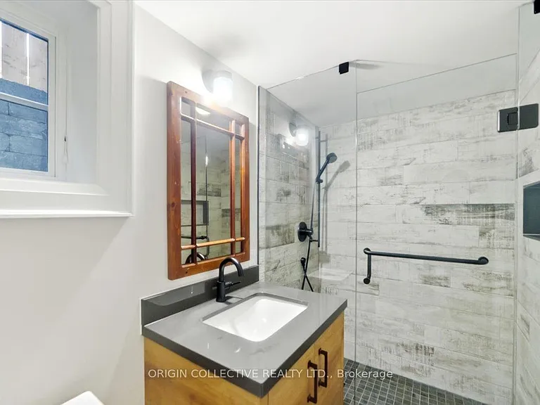 79 Wilson St E — Photo 22