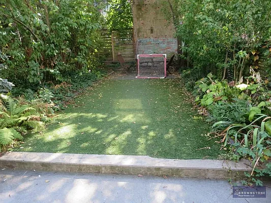 Rented by Brownstone Real Estate | media 12