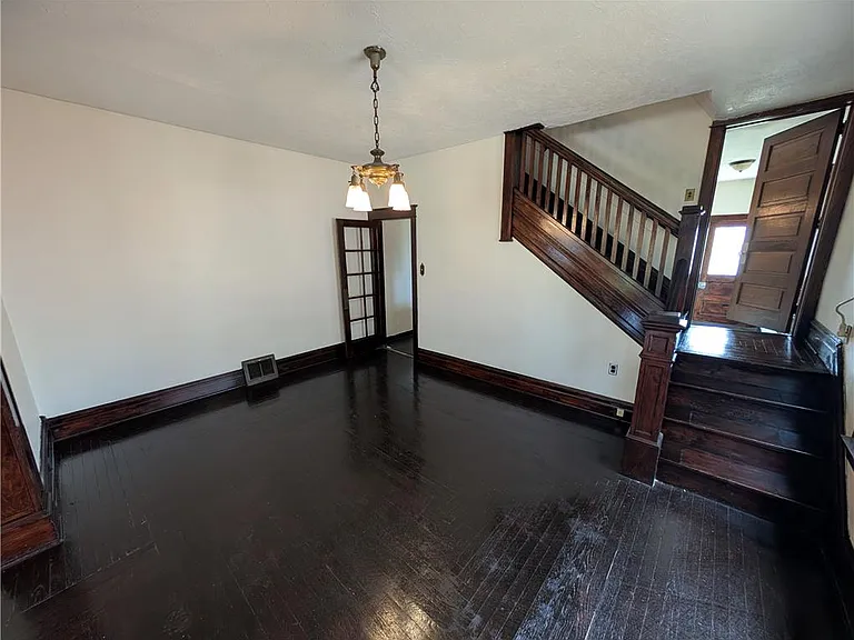 2132 Lincoln Ave — Photo 6