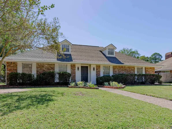 10528 Cal Rd, Baton Rouge, LA 70809