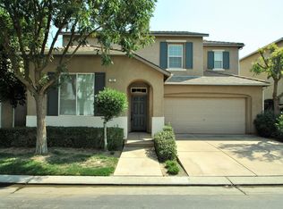 722 W Tivoli Ln, Clovis, CA