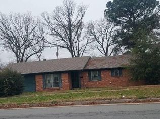 1318 Reservoir Rd, Little Rock, AR 72227