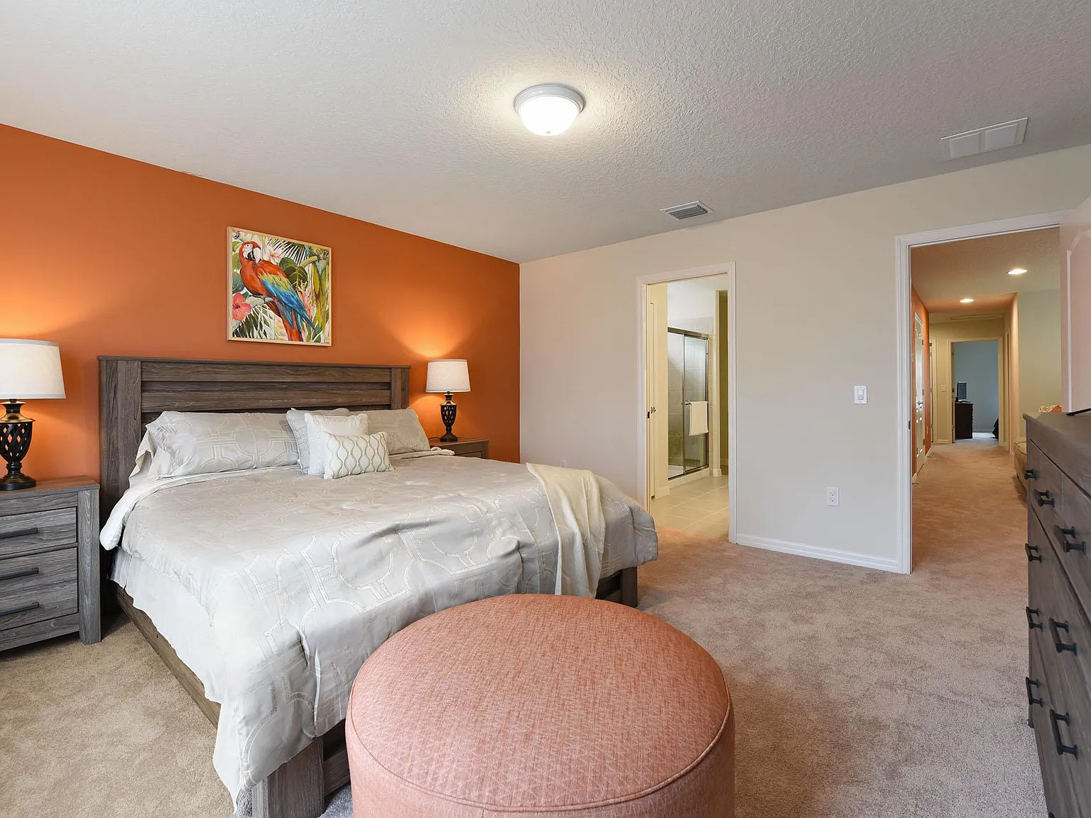 5 bed, 4.5 bath, 2500 sqft, $4,300 — Photo 4