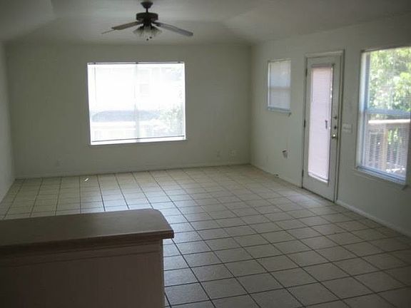 3rd image of 106 Franklin Blvd Unit A-b