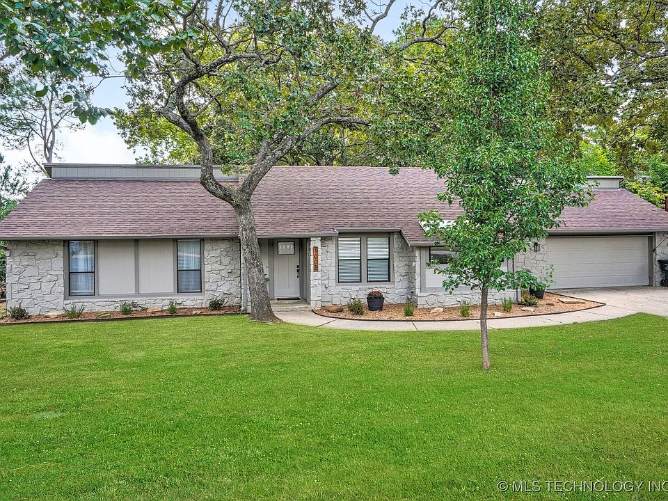 1st image of 1005 N Faulkner Pl