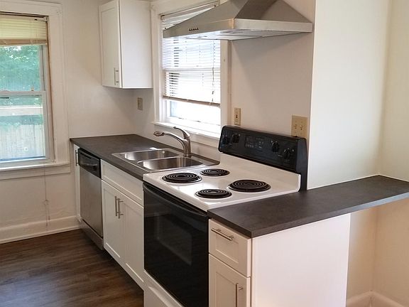 4th image of 2315 Highland Ave